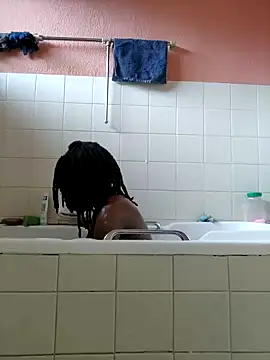 Kateera1 online show from 10/05/25, 01:20