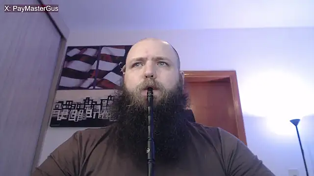 Snapshot of PayMasterGus chatting on 10/19/25, 03:07 PayMasterGus online show from 10/19/25, 03:07