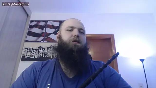 Snapshot of PayMasterGus chatting on 10/22/25, 04:24 PayMasterGus online show from 10/22/25, 04:24