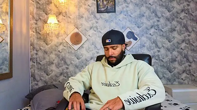 Apolo rousse1 online show from 01/13/26, 10:48