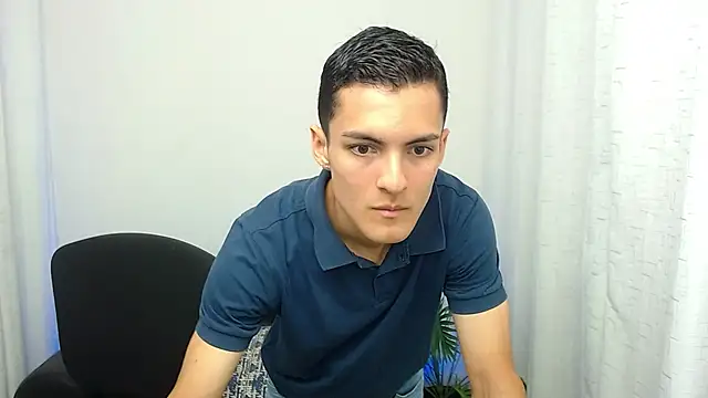 Snapshot of Matiius18 chatting on 11/03/25, 01:34 Matiius18 online show from 11/03/25, 01:34