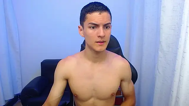 Matiius18 online show from 04/06/26, 02:07