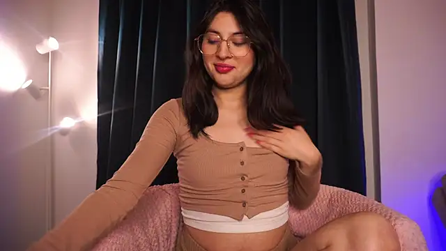 Auralea online show from 10/20/25, 03:40