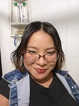 AsshleyVillaloboss online show from 11/19/25, 04:56