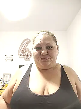 Snapshot of Miasmithr chatting on 12/05/25, 01:09 Miasmithr online show from 12/05/25, 01:09