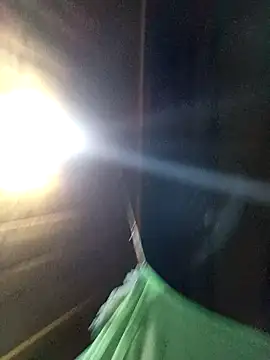 Snapshot of Mptrangp chatting on 04/05/26, 01:19 Mptrangp online show from 04/05/26, 01:19