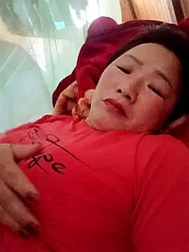 Snapshot of Mptrangp chatting on 04/06/26, 04:21 Mptrangp online show from 04/06/26, 04:21