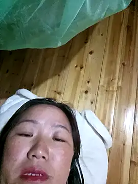 Snapshot of Mptrangp chatting on 04/12/26, 01:49 Mptrangp online show from 04/12/26, 01:49