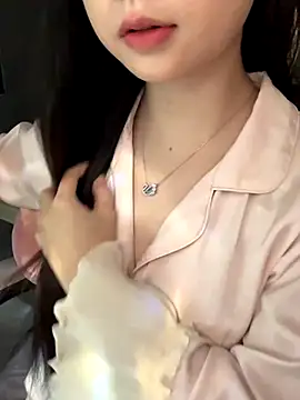 Nana kute20 online show from 10/15/25, 06:35