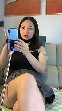 zhizhinaigai online show from 05/08/26, 04:18