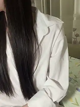 Dior baby online show from 10/17/25, 01:20