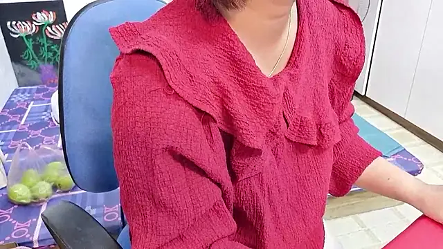 MichiLovely online show from 10/29/25, 02:03