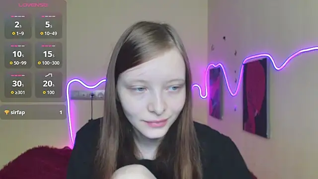 AliceHaris online show from 09/28/25, 01:11