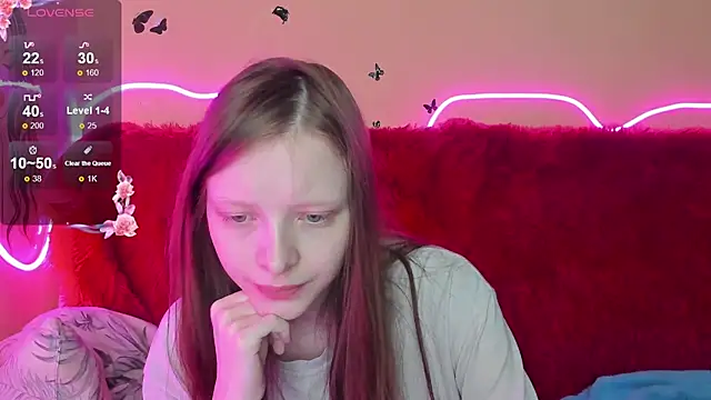 AliceHaris online show from 12/19/25, 01:12