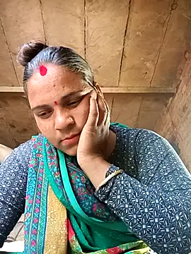 Radha hotx online show from 11/28/25, 09:12