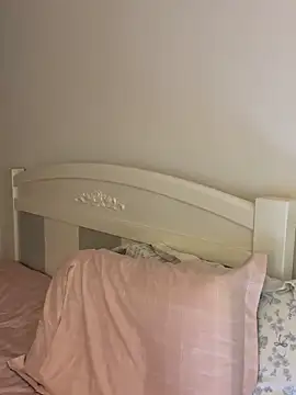 Ella-A9 online show from 11/19/25, 03:12