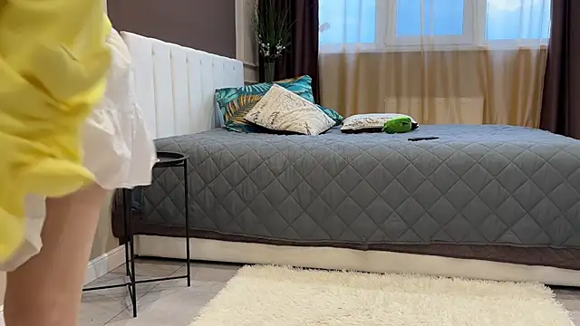 daniellia  online show from 03/17/26, 03:15