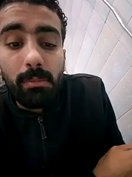 Snapshot of bbbvhhn chatting on 12/17/25, 05:52 bbbvhhn online show from 12/17/25, 05:52