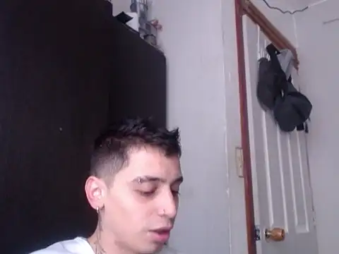 xalejo max online show from 11/18/25, 04:44