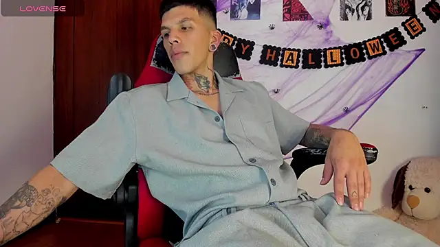 Savajelust online show from 10/21/25, 02:34