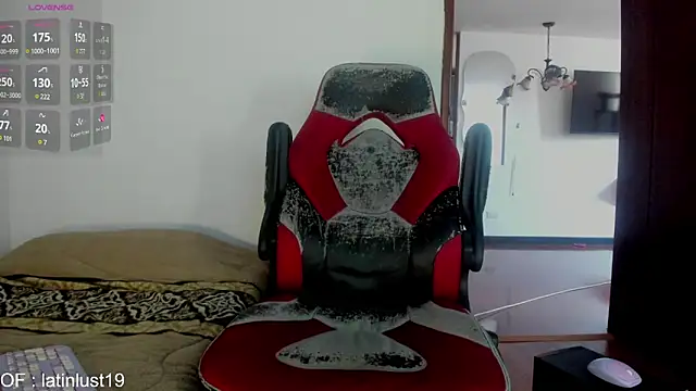 Savajelust online show from 03/12/26, 06:25