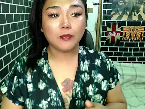 luluakovi 69 online show from 10/01/25, 09:32