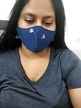 Shy Peehu online show from 04/18/26, 06:23