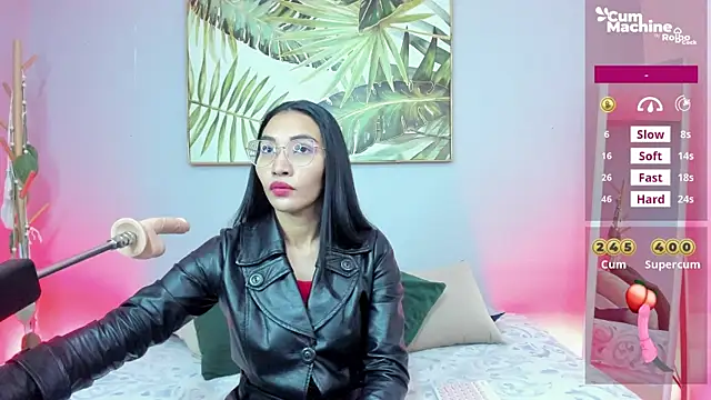 lucyy liiuu online show from 10/20/25, 12:38