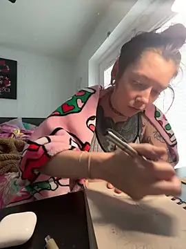 alexaann561 online show from 02/04/26, 03:07