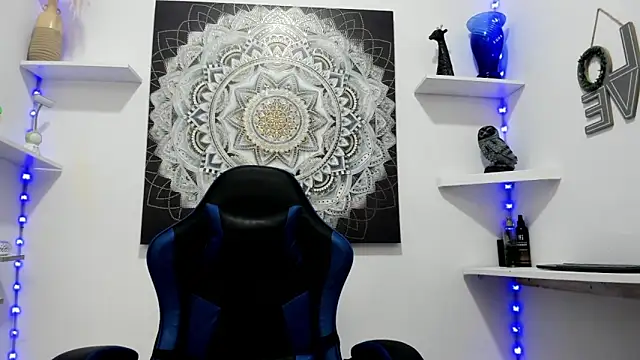 marsmith1 online show from 04/03/26, 07:23