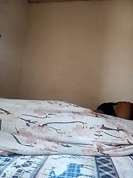 Snapshot of mexosito27 chatting on 09/14/25, 01:54 mexosito27 online show from 09/14/25, 01:54