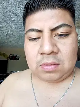 Snapshot of mexosito27 chatting on 11/20/25, 09:36 mexosito27 online show from 11/20/25, 09:36