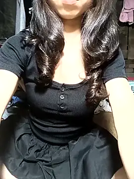 Snapshot of chau1 chatting on 04/01/26, 06:03 chau1 online show from 04/01/26, 06:03