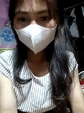 Snapshot of chau1 chatting on 04/03/26, 02:04 chau1 online show from 04/03/26, 02:04