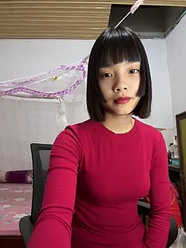 Snapshot of andymi1 chatting on 07/02/26, 02:33 andymi1 online show from 07/02/26, 02:33