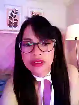 Snapshot of anyjones_ chatting on 11/22/25, 02:05 anyjones online show from 11/22/25, 02:05