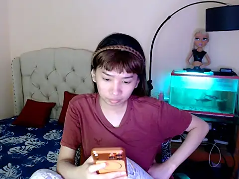 ShantalFoxxy  online show from 02/16/26, 04:58