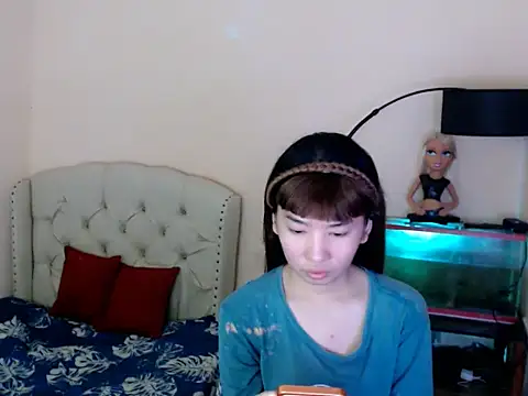 ShantalFoxxy  online show from 04/27/26, 11:14