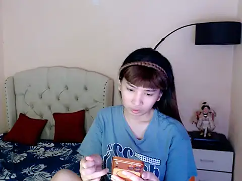 Snapshot of ShantalFoxxy_ chatting on 07/10/26, 12:37 ShantalFoxxy online show from 07/10/26, 12:37