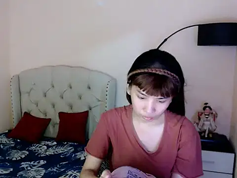 Snapshot of ShantalFoxxy_ chatting on 07/12/26, 12:45 ShantalFoxxy online show from 07/12/26, 12:45
