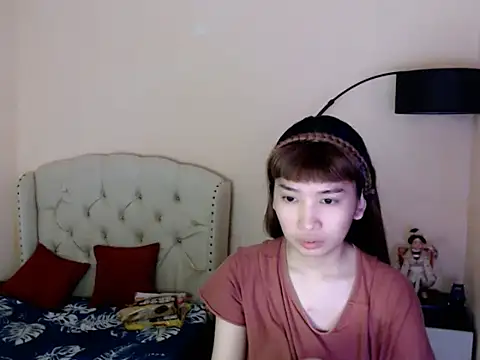 Snapshot of ShantalFoxxy_ chatting on 07/12/26, 10:34 ShantalFoxxy online show from 07/12/26, 10:34