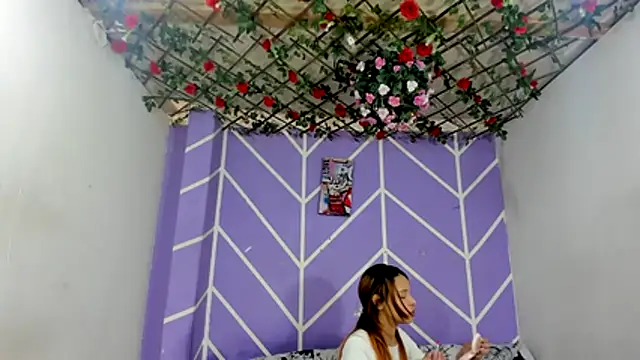 lau and boys18 online show from 11/05/25, 01:11