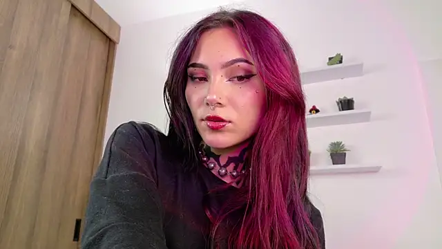 sara queen10 online show from 04/29/26, 01:59