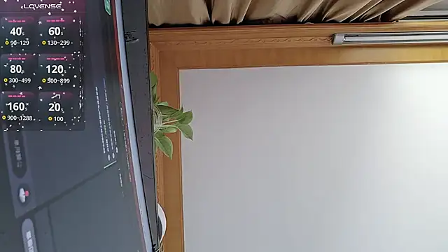 Haili-1 online show from 09/18/25, 01:51