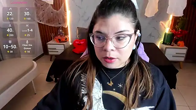 shasha bloom online show from 10/28/25, 07:38