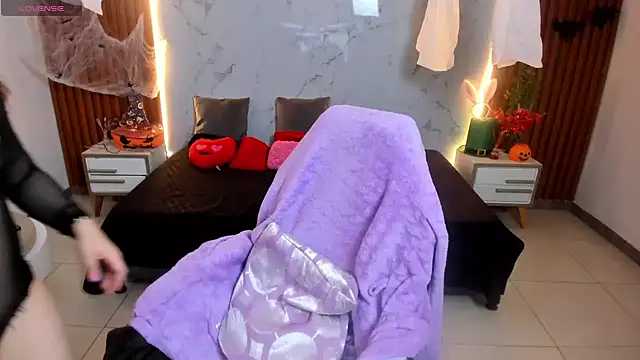 shasha bloom online show from 10/30/25, 07:58