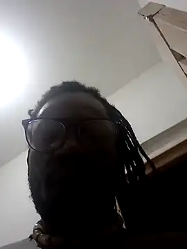 Snapshot of Blackpanther0115 chatting on 09/10/25, 10:37 Blackpanther0115 online show from 09/10/25, 10:37