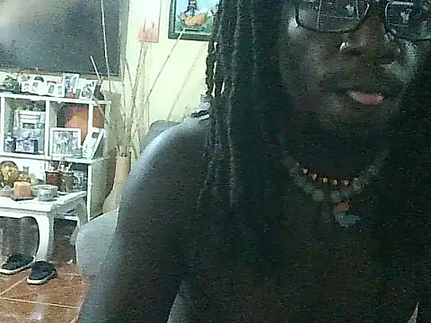 Snapshot of Blackpanther0115 chatting on 09/23/25, 05:49 Blackpanther0115 online show from 09/23/25, 05:49