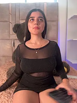 Snapshot of salomecute21 chatting on 09/27/25, 01:49 salomecute21 online show from 09/27/25, 01:49