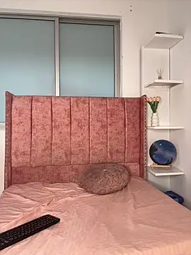 Snapshot of salomecute21 chatting on 02/05/26, 11:26 salomecute21 online show from 02/05/26, 11:26